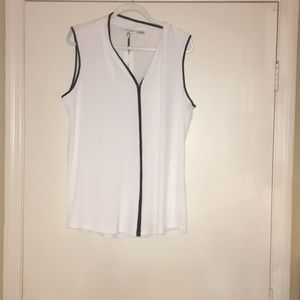 Calvin Klein shirt￼